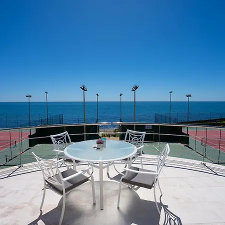 Beach-line Apartment Marbella