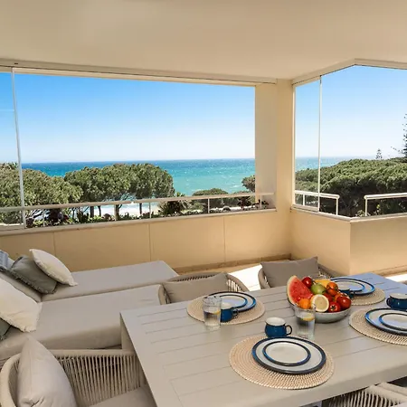 Beach-line Apartment *