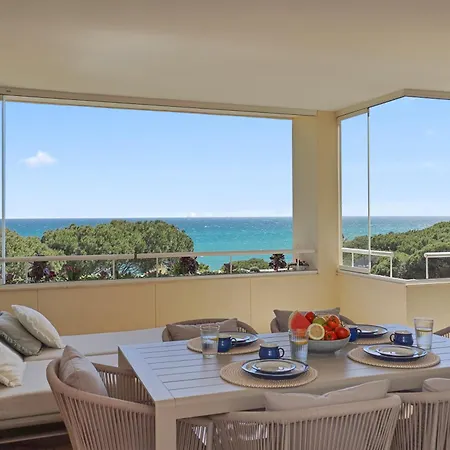 Beach-line דירה *